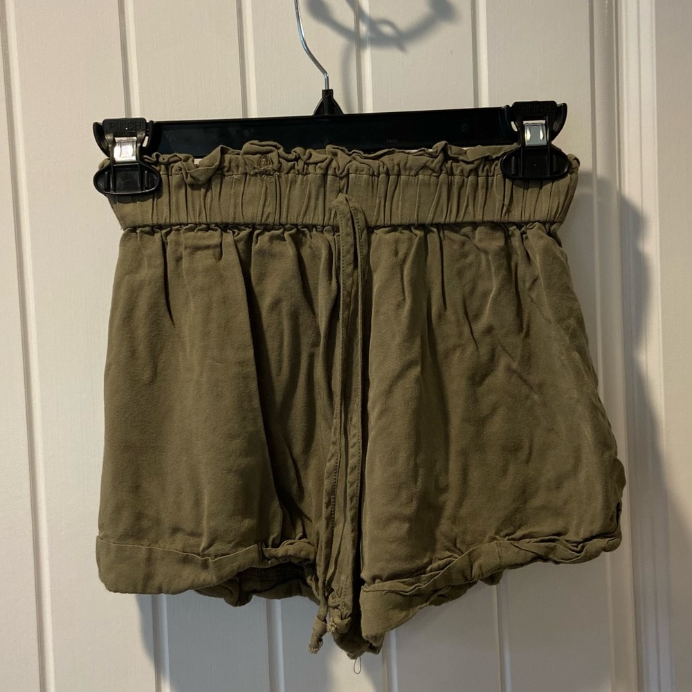 SHEIN green shorts